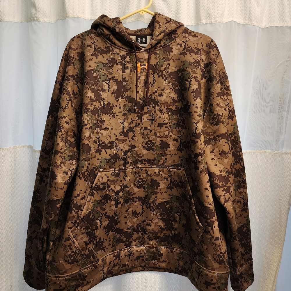 UA Coldgear digital camo hoodie